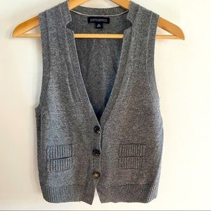 Banana Republic Cashmere Blend Sweater Vest. XS